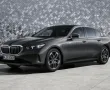 BMW i5 und 5er Serie 2023 haben die Motorenpalette vollständig erneuert und neue Ausstattungsvarianten hinzugefügt.