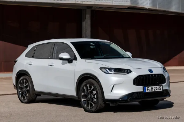 Honda ZR-V 2024 – kompakter SUV: technische Daten, Bilder und Preise