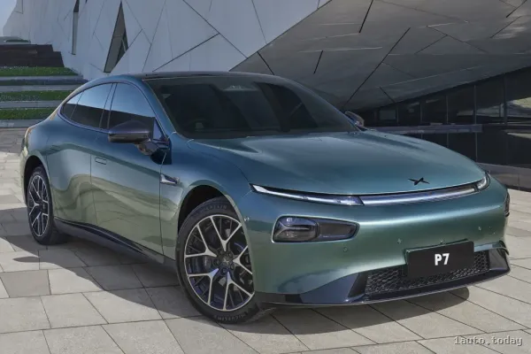Xpeng P7 2023 – elektrische Allrad-Limousine: Reichweite, Fahrleistungen und Technik