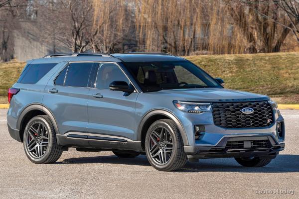 Ford Explorer ST 2025 — leistungsstarker 3-reihiger SUV für wenig Geld
