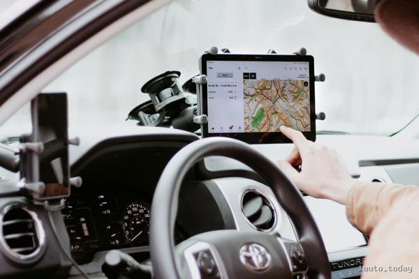 Elektronik und Komfort im Familien-SUV – Zubehör für Reisen und Alltag 2025