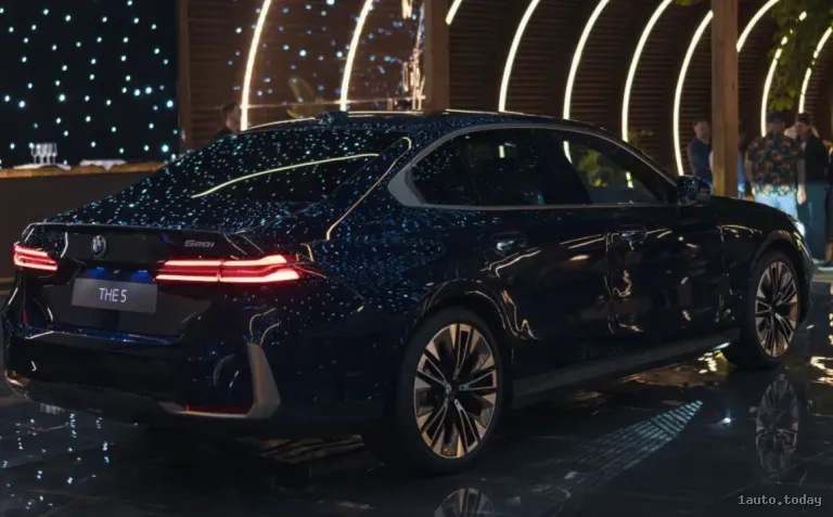 BMW 520i 2023 Rückleuchten