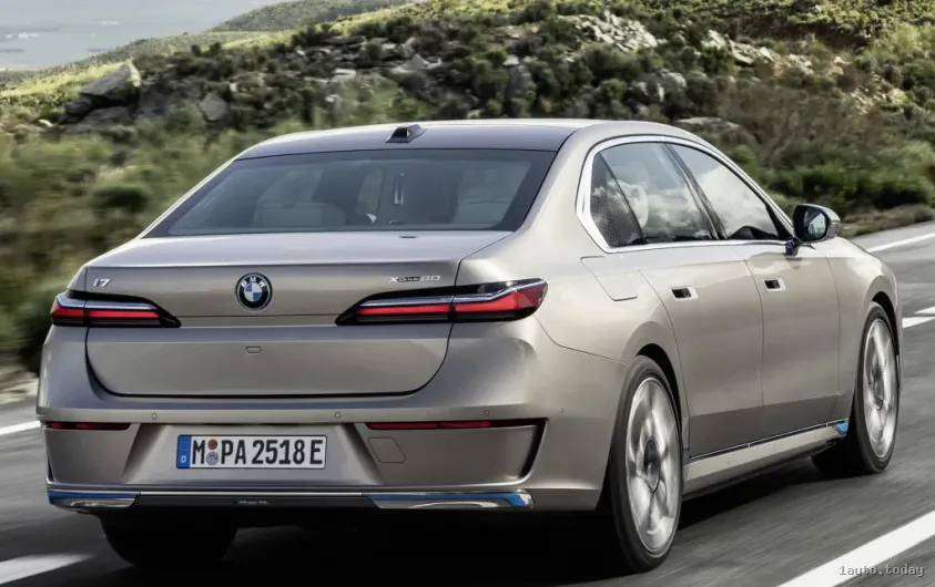 BMW i7 xDrive60 Rückansicht