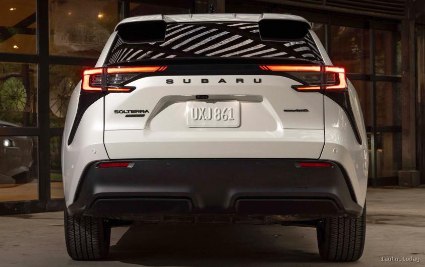 Rückleuchten Subaru Solterra 2026