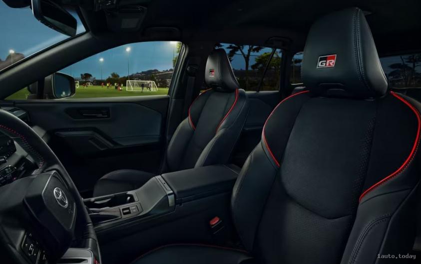 Interieur Toyota RAV4 PHEV AWD GR Sport