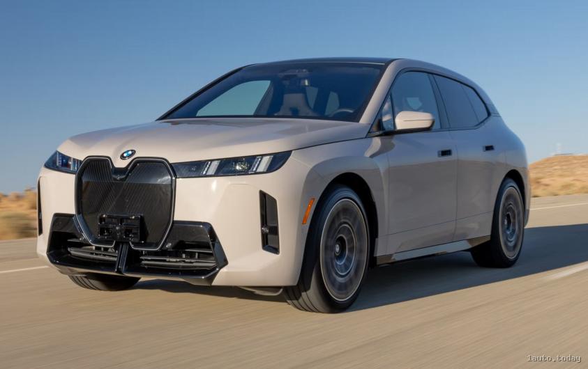 BMW iX xDrive45 2025 Frontansicht