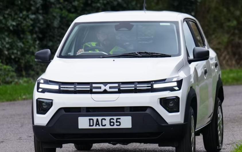 Dacia Spring 2025 günstiges Elektroauto