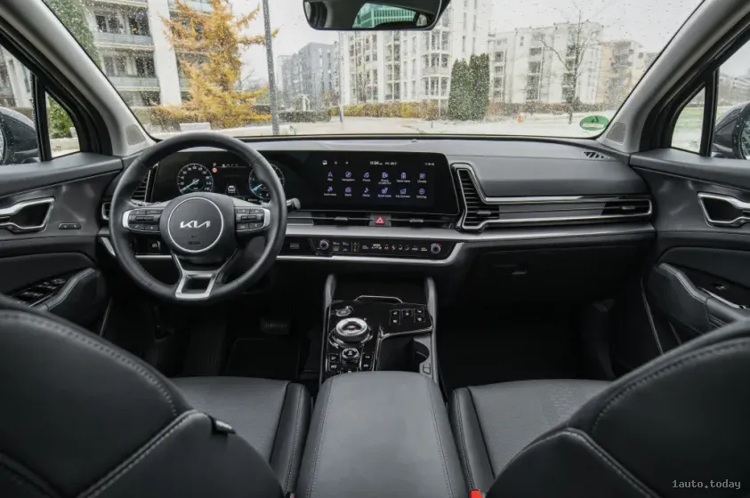 Kia Sportage Hybrid 2023 Armaturenbrett