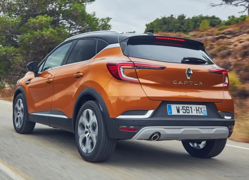 Renault Captur 2019 Heckstoßstange und Seitenansicht