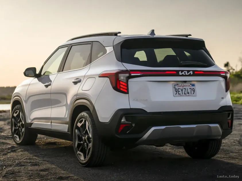 2024 Kia Seltos Heckstoßstange