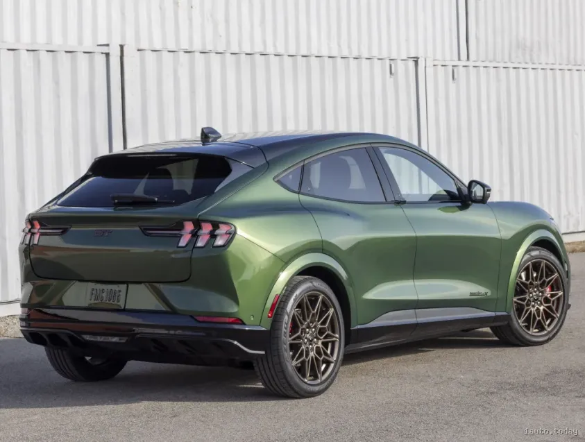 2024 Ford Mustang Mach-E Bronze Appearance Paket Heckstoßstange